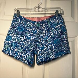 LILLY PULITZER Blue and White Shell Sailors Valentine Print Shorts Size 0